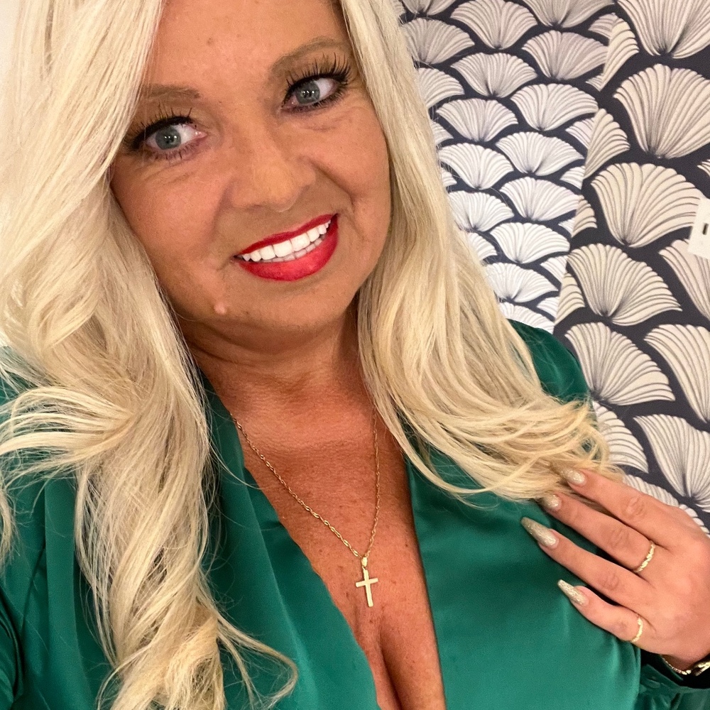 Meet your Posher, Sara